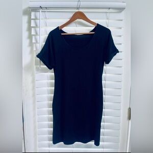 Encircled Everyday T-Shirt Dress XS in Black